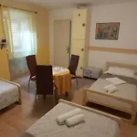 Room-ivann *