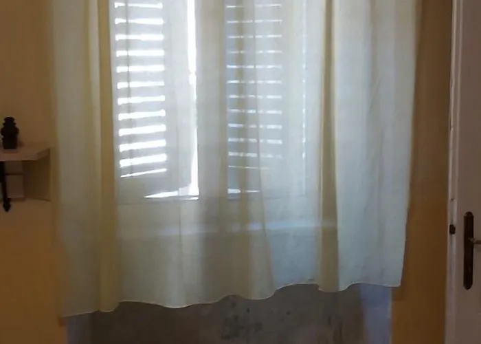 Room-ivann Hostel Split